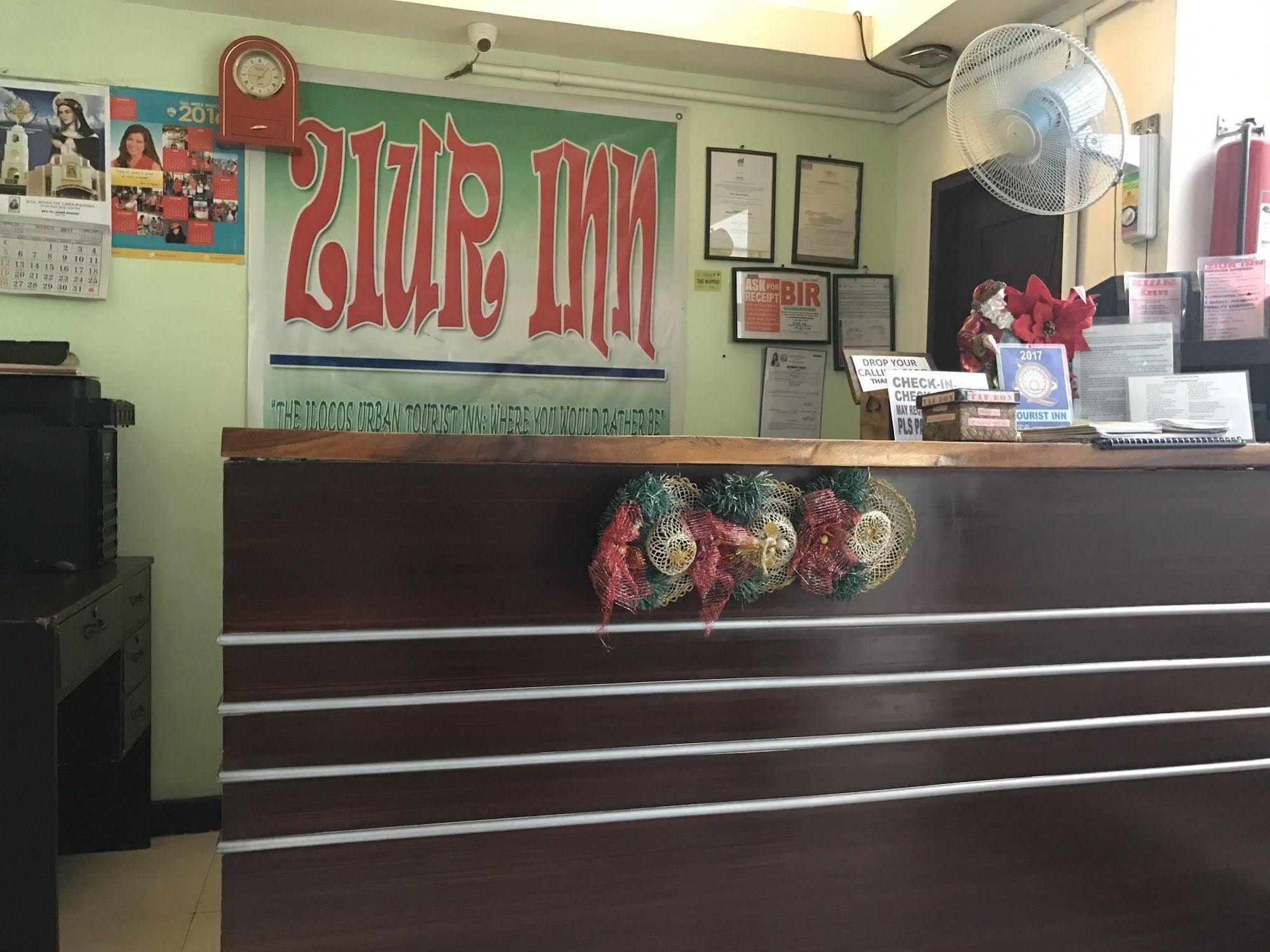 Ziur Inn Laoag Exterior photo