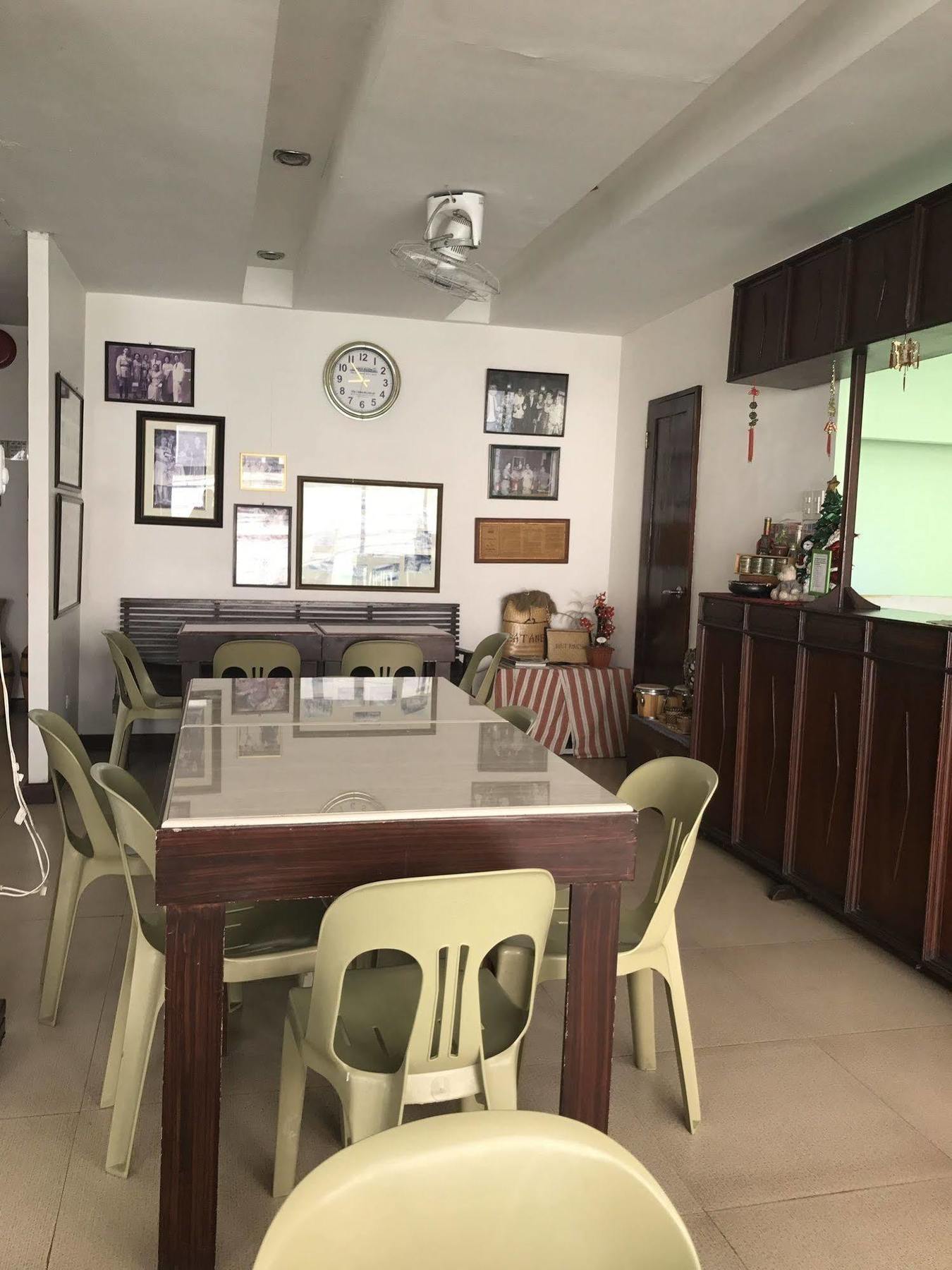Ziur Inn Laoag Exterior photo