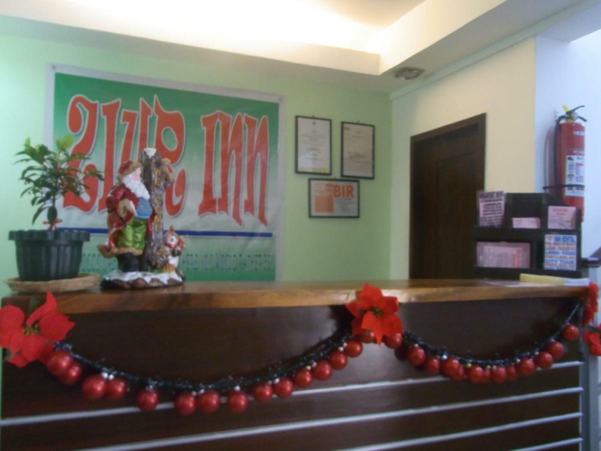 Ziur Inn Laoag Exterior photo